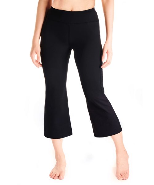 Essential Flare Capri Yoga Pants